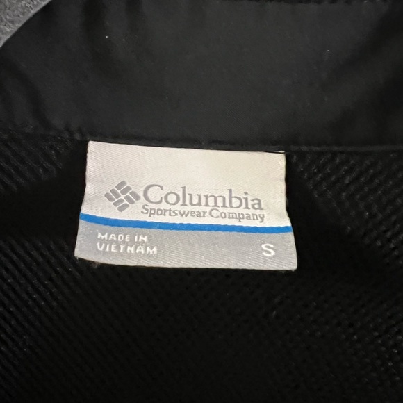 Columbia Button-up shirt - Picture 3 of 3